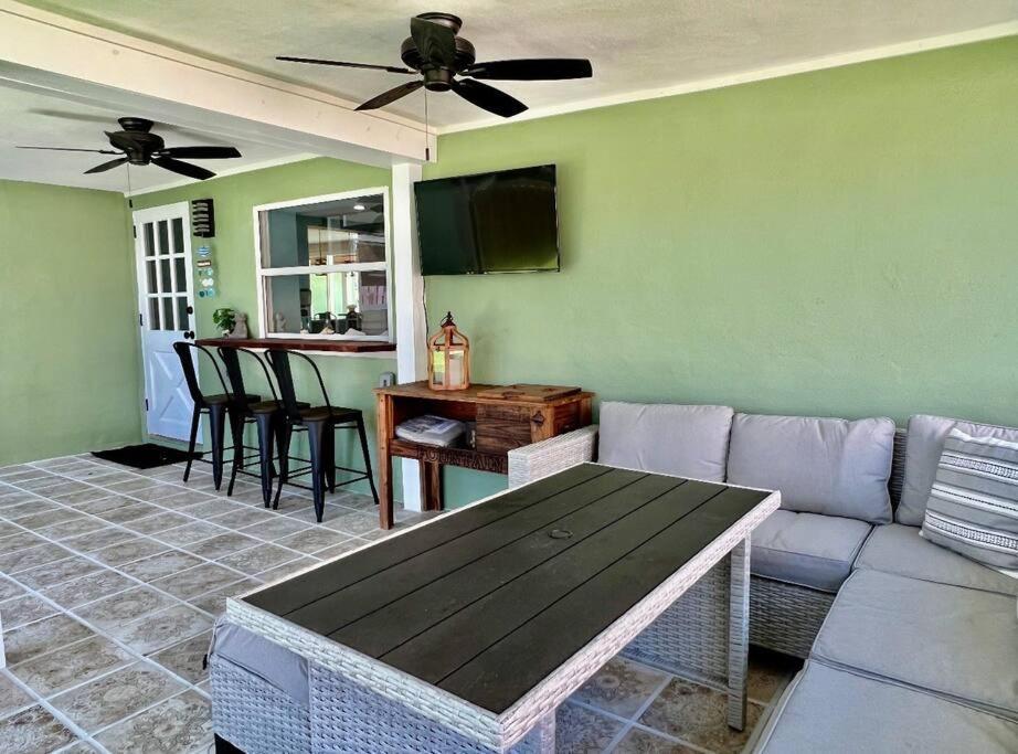 Sea La Vie - Beach Town Charm+Newly Renovated Cocoa Beach Exterior foto